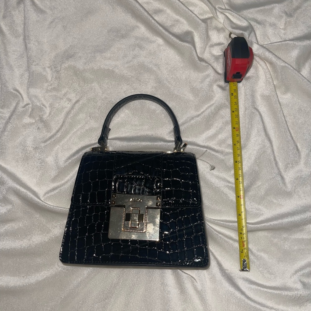 BLACK PURSE